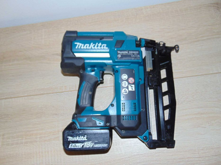 Makita DBN600 pistol cuie finisare brushless 2023
