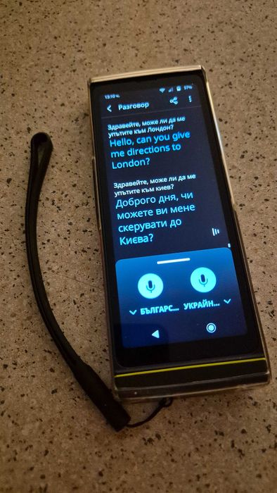 Vasco Translator V4 – Гласов и снимков преводач със SIM карта и безплатен интернет