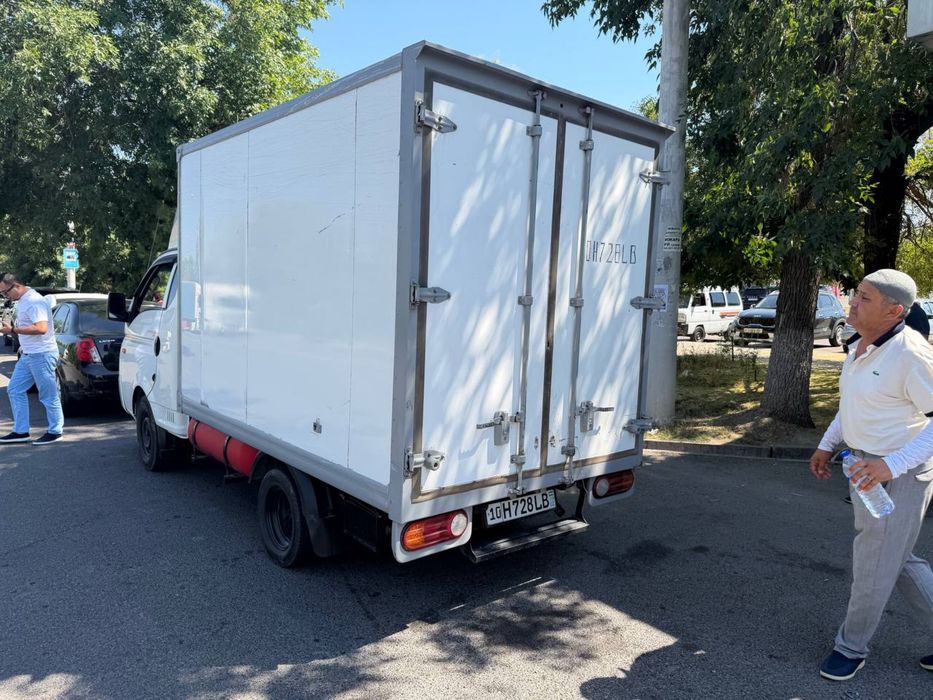 Hyundai porter Sotiladi
