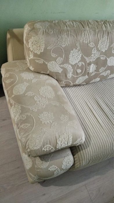 Продам диван раскладной