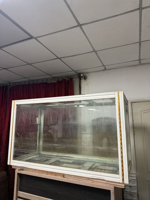 Аквариум 700л.