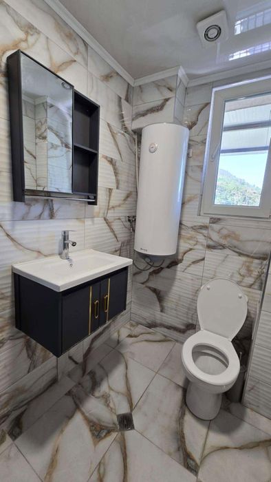 Дава се под наем Тристаен апартамент в Варна, Изгрев - 120 кв.м за 700 € - Снимка #5