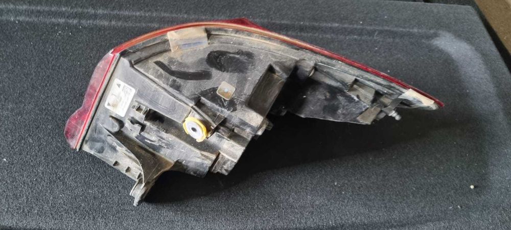 Stop lampa tripla aripa stanga dreapta BMW seria 1 F40