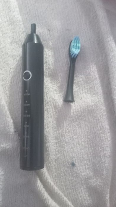 Електрическа четка за зъби