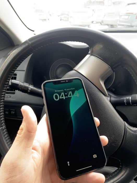 Айфон 11 128гб в иделае