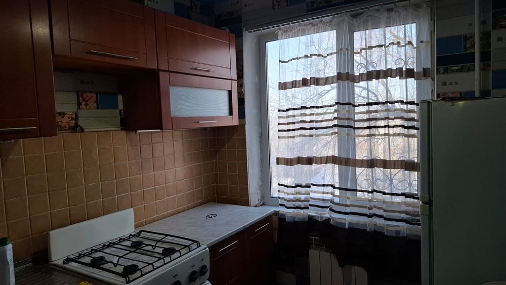 Сдаю 2 ком квартиру