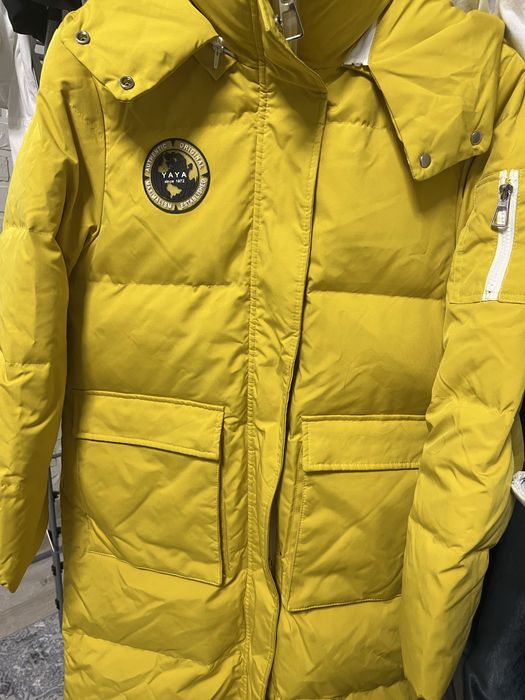 Продам пуховик зимний для девочки