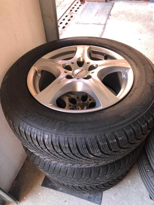 Vand roti de iarna 235/65R17