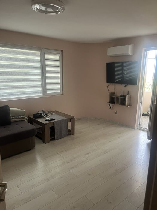 Продава се Двустаен апартамент в Плевен, 9-ти квартал - 80 кв.м за 1450 €/кв.м - Снимка #1