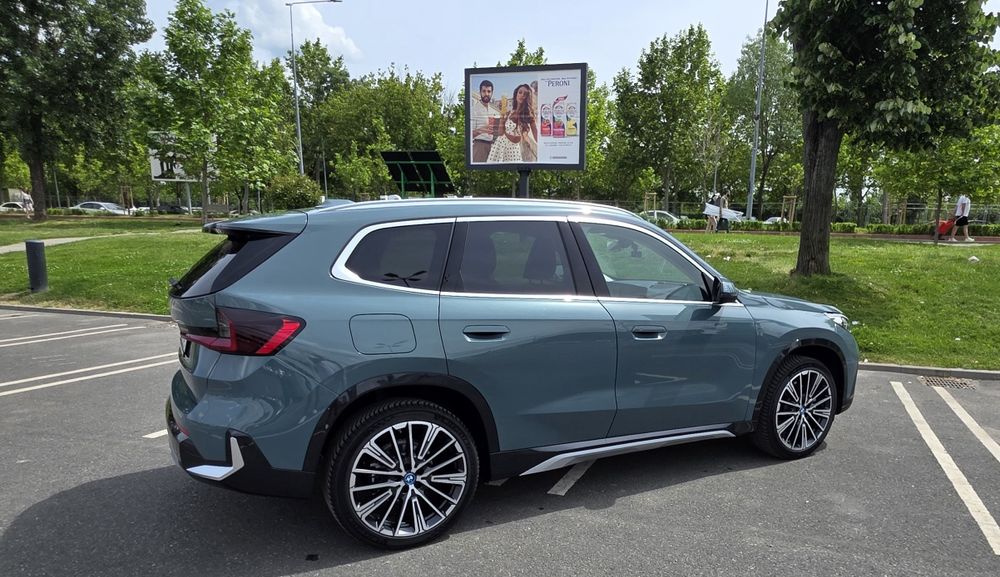BMW X1 sDrive 20i HYBRID