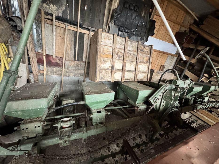 Semănătoare SPC6 cu fertilizare