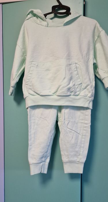 Lot haine marimea 80