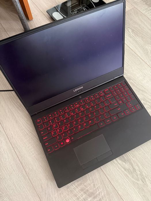 Laptop de vânzare