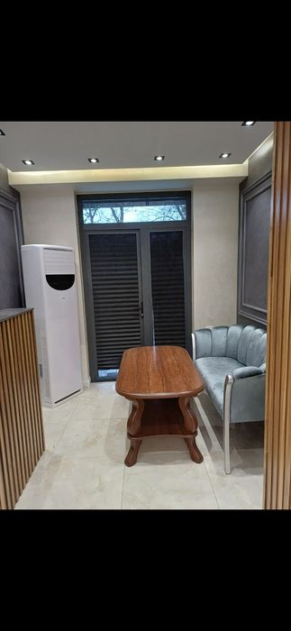 Журнальный столик