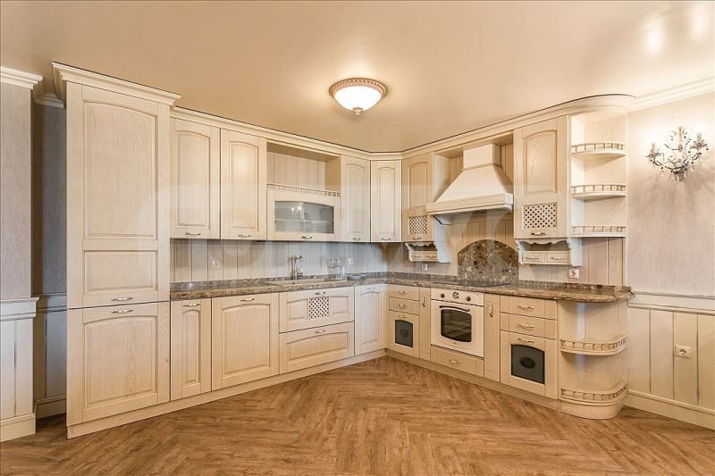 Продава се Тристаен апартамент в Варна, м-т Евксиноград - 180 кв.м за 1806 €/кв.м - Снимка #3