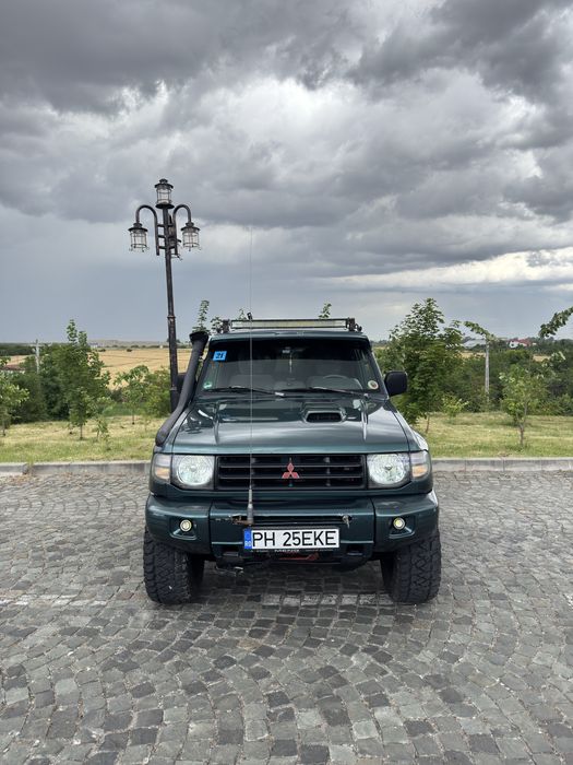 Mitsubishi pajero 2.5 - Turbo Bmw -