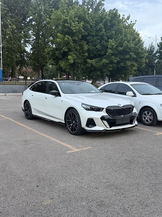 BMW i5 M sport 35L 2024