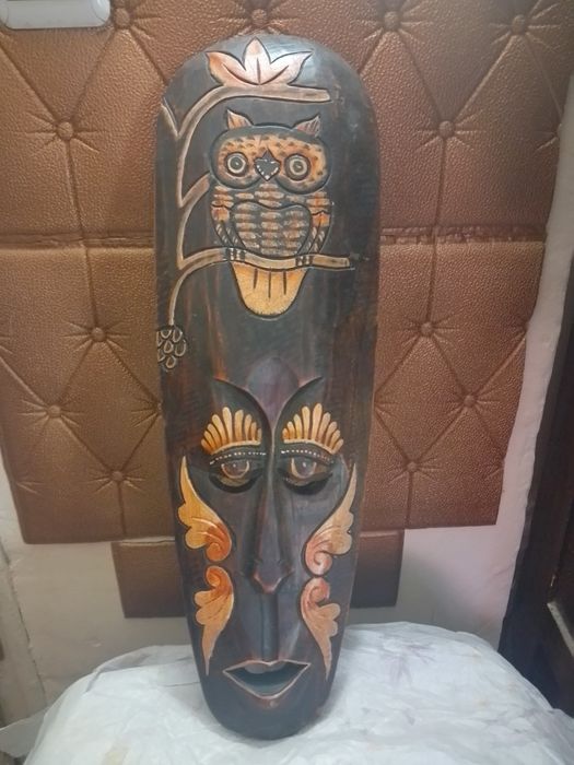 Маска за стена-дърворезба