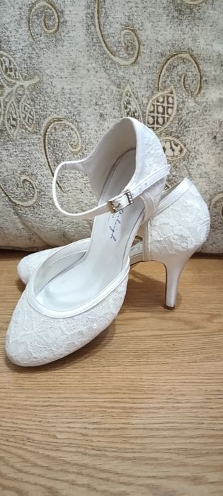 Булчински / сватбени обувки