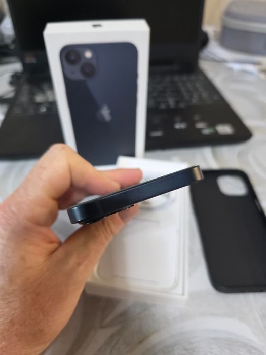 iPhone 13 , 128 гб , черный .