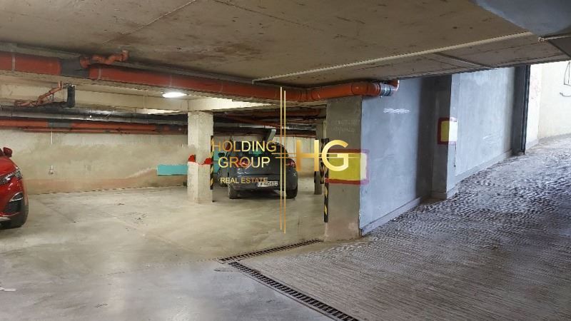 Продава се Гараж / Паркомясто в Варна, Левски - 15 кв.м за 1334 €/кв.м - Снимка #1