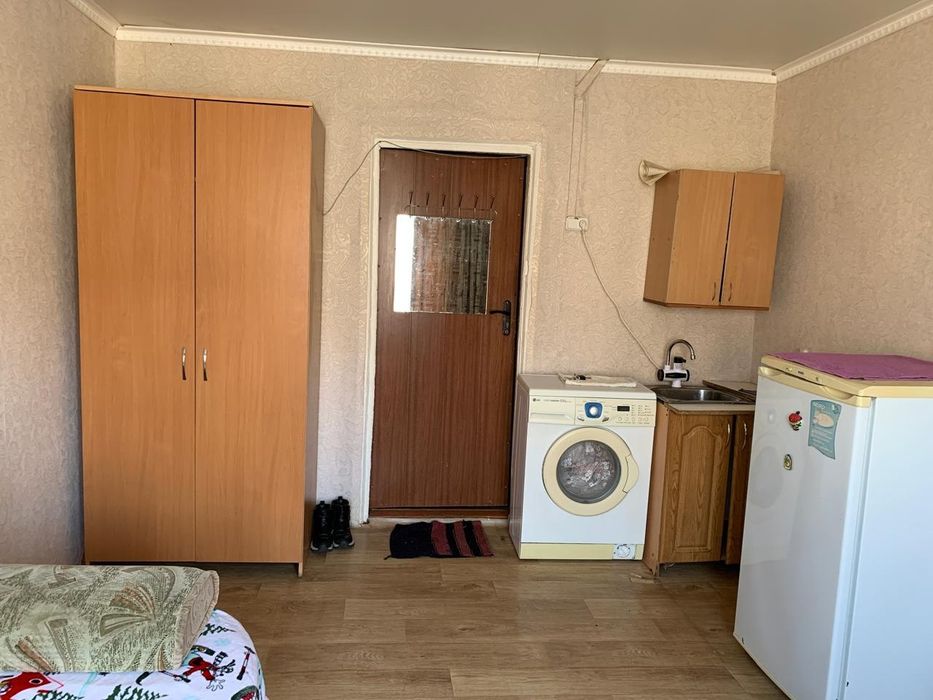 Продам комнату в общежитии район Океана.