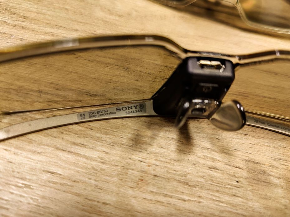 3D очила SONY TDG-BR750