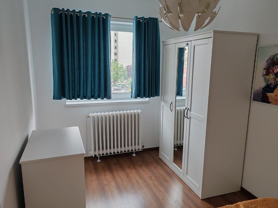 Închiriez apartament 2 camere Aleea Steaza