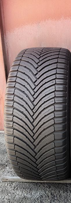 1 брой всесезонна гума  225/50/17 Bridgestone Turanza All Season 6
dot23