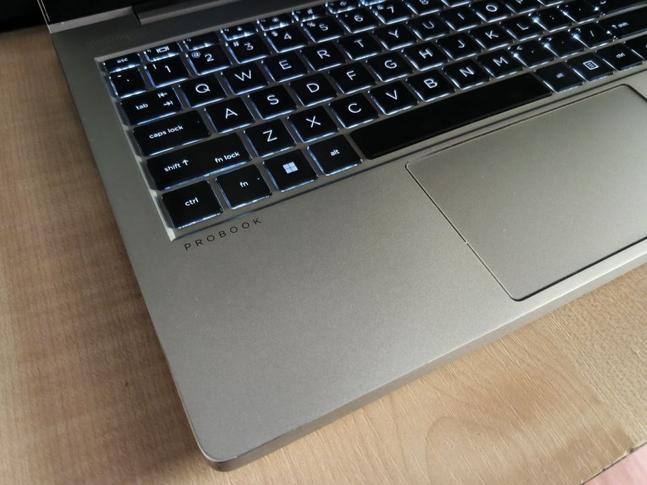 12 CPUs HP ProBook 445 G9 14"IPS FHD/RYZEN 5 5625U/8GB DDR4/256GB NVMe