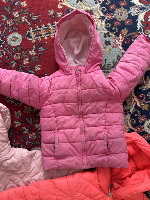 Детские куртки отдам бесплатно