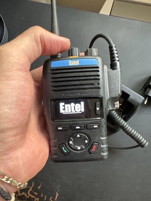 Entel DX585M-IS, UHF portable radio, радиостанция Ентел