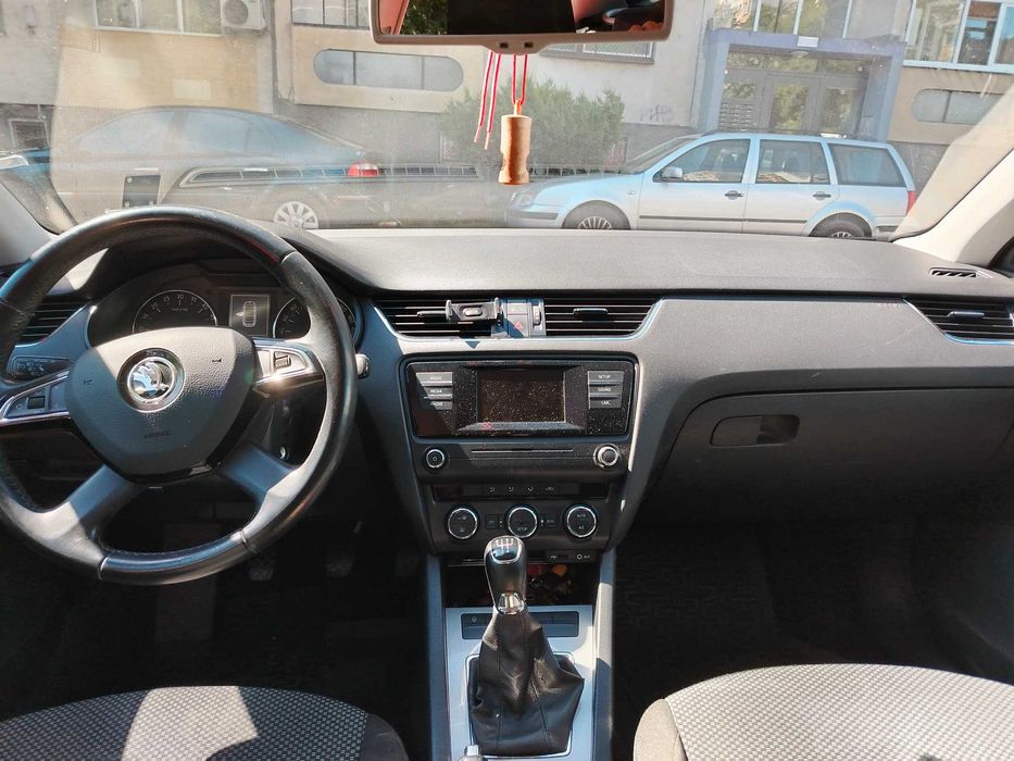 Шкода Октавия 1.6 TDI