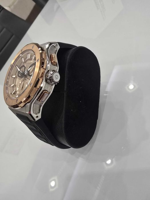 Quantum мъжки часовник