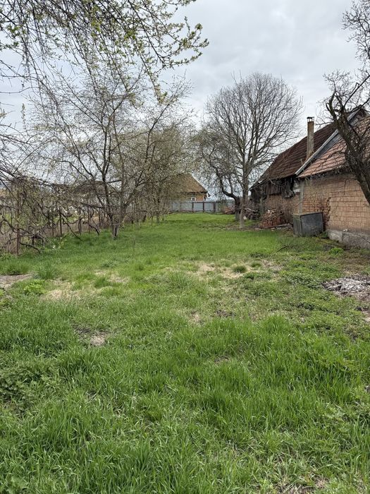 Vand casa in localitatea Vistea de Jos !