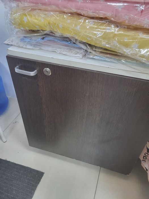 Продам полки для магазина,офиса