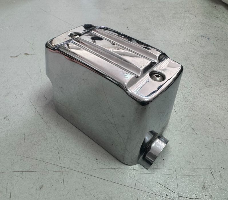 Протектор / предпазител KURYAKYN за предна спирачна помпа за Harley Davidson