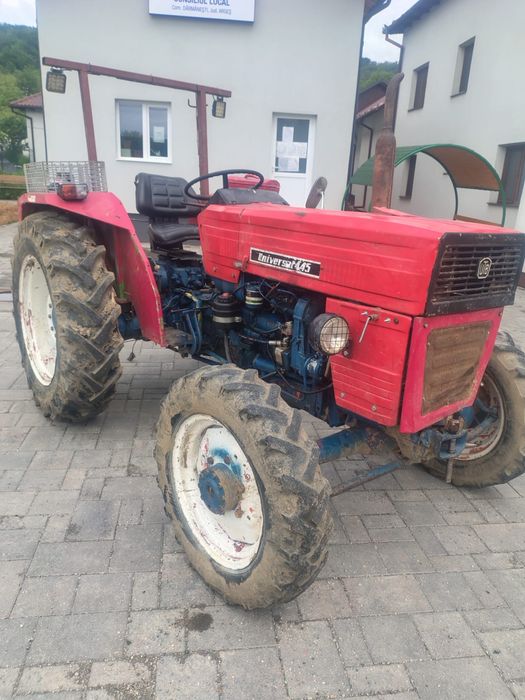 Vand tractor u 445 dt carte de identitate