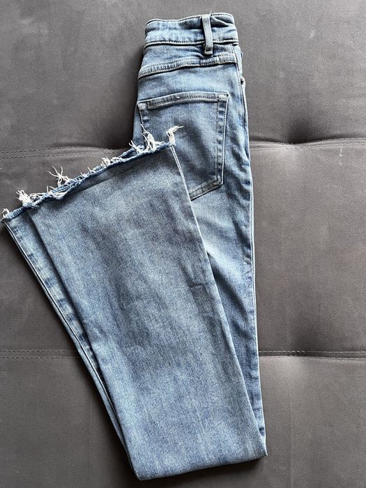 Женская джинсы  (клюш, прямое)