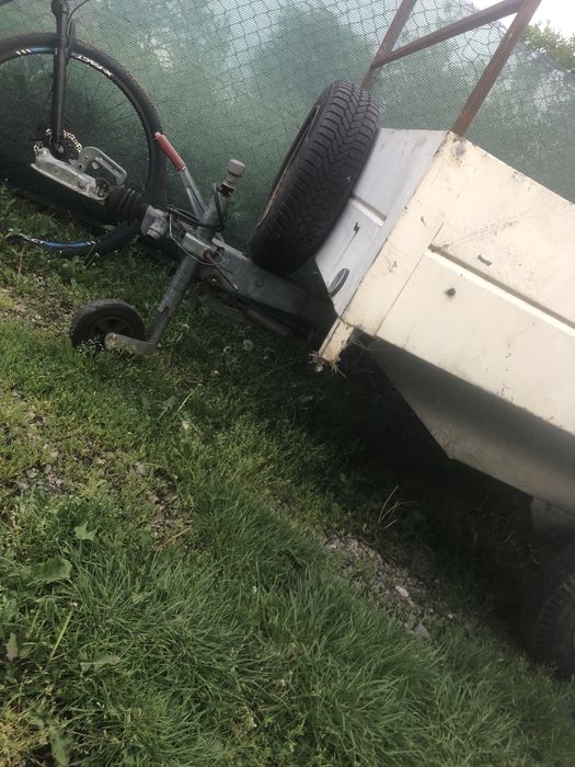 Vand remorca auto