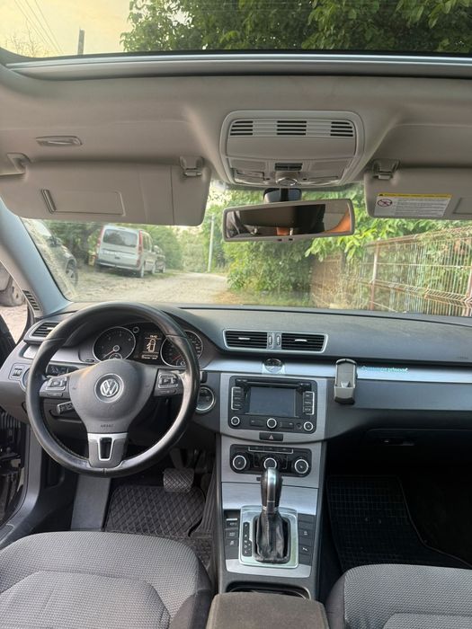 VW Passat B7 2011