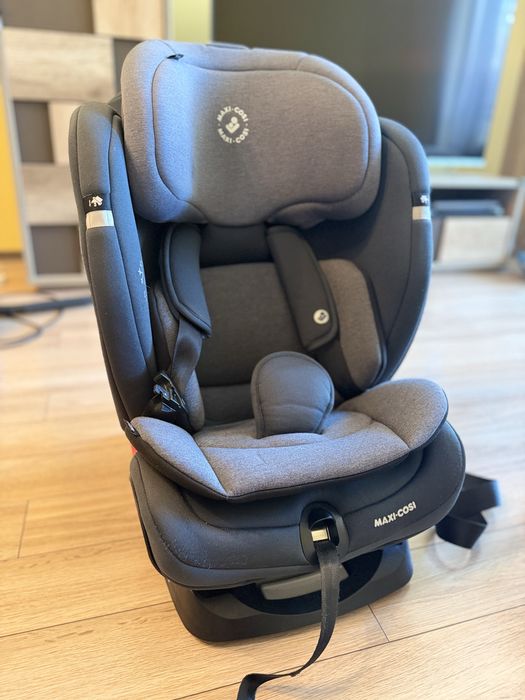 Столче за кола Maxi cosi Titan plus