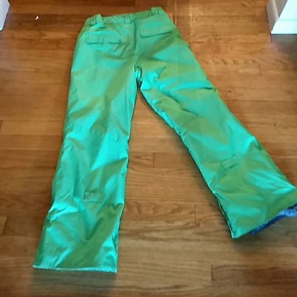 Pantaloni schi baieti Burton Chittagong Pitesti OLX.ro