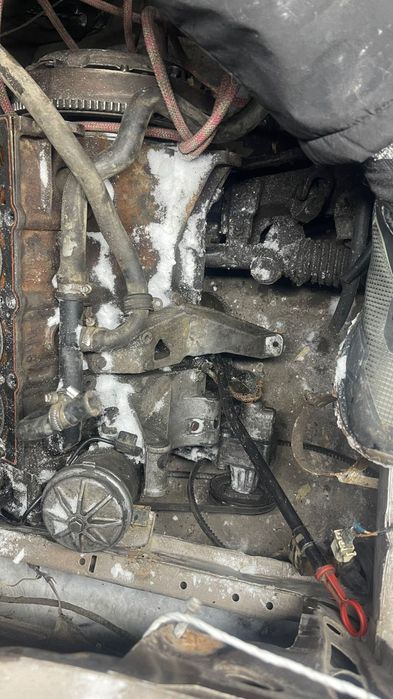 Продам поддон и лапы м40б18 е34