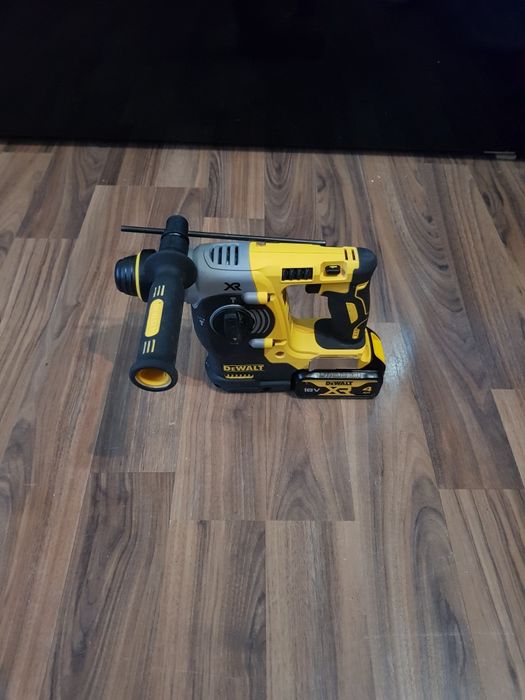 Rotopercutor Dewalt ca NOU