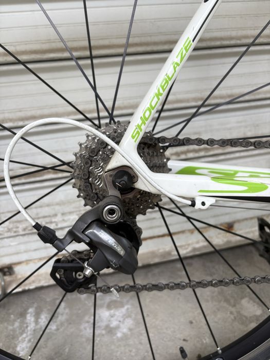Шосеен велосипед Shockblaze S5