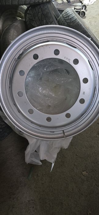 Продам диски  ширина 7.5-8.25-9