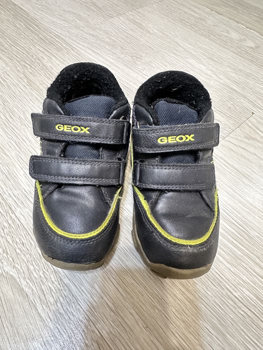 Ботинки детские осенние 23, 25 р