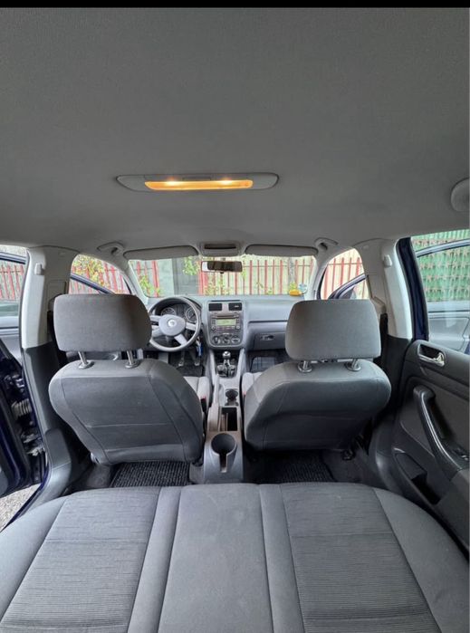 Volkswagen Golf 5 (2005) 1.4 FSI