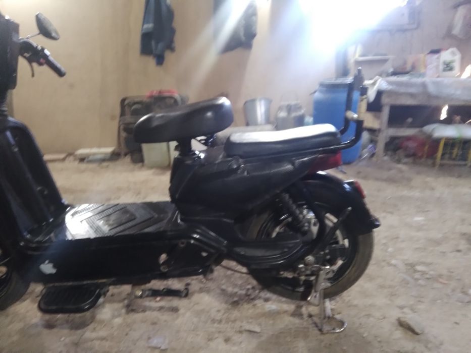 Электронный скутер